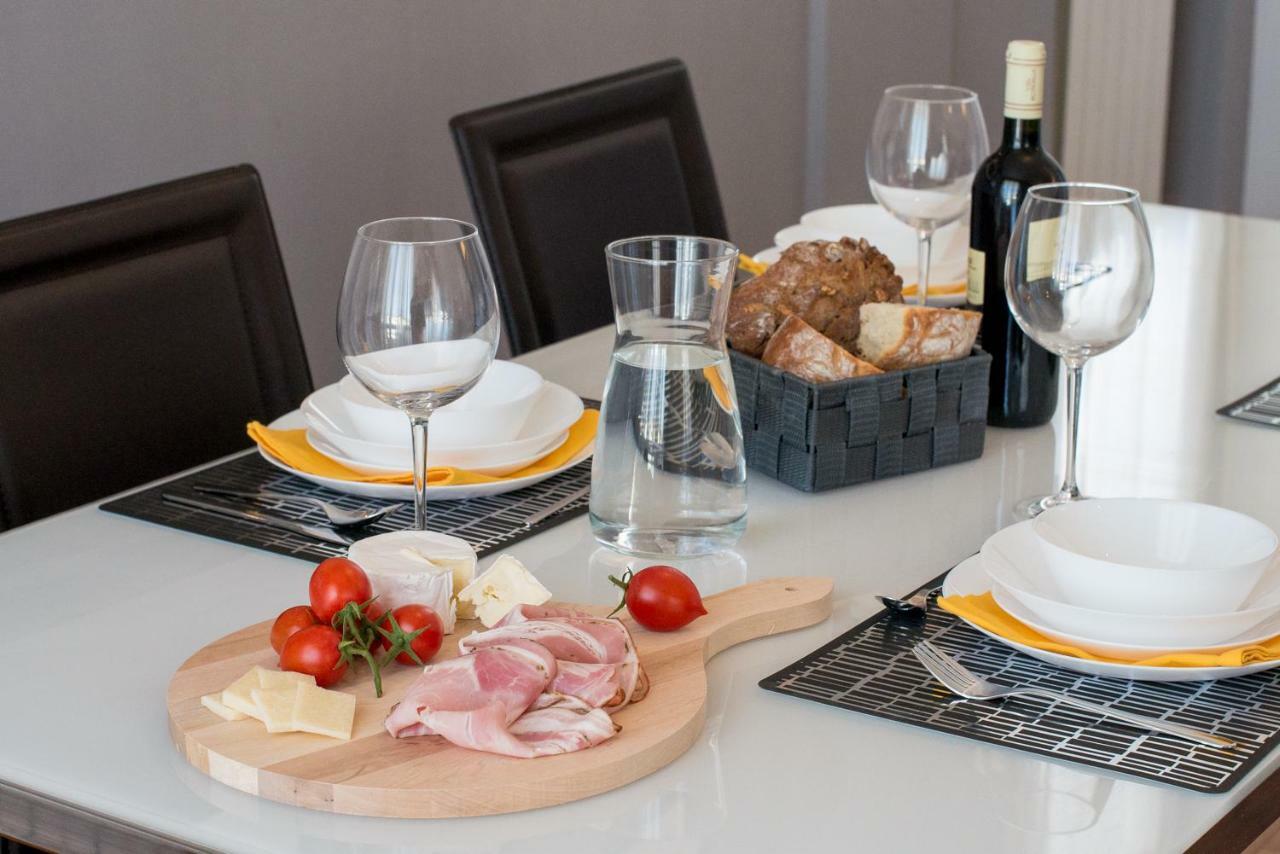 Ampio, Elegante Apt Con Aria Condizionata E Bici Gratis 비아레지오 외부 사진